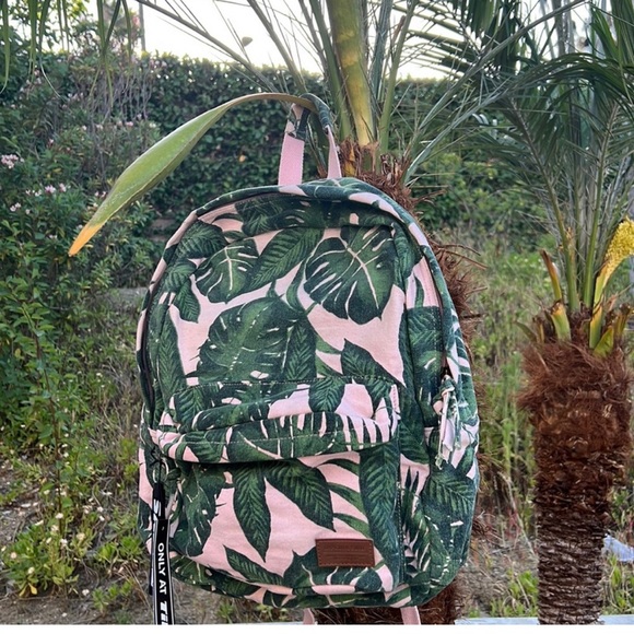 Rip Curl Palm Backpack - Picture 2 of 5